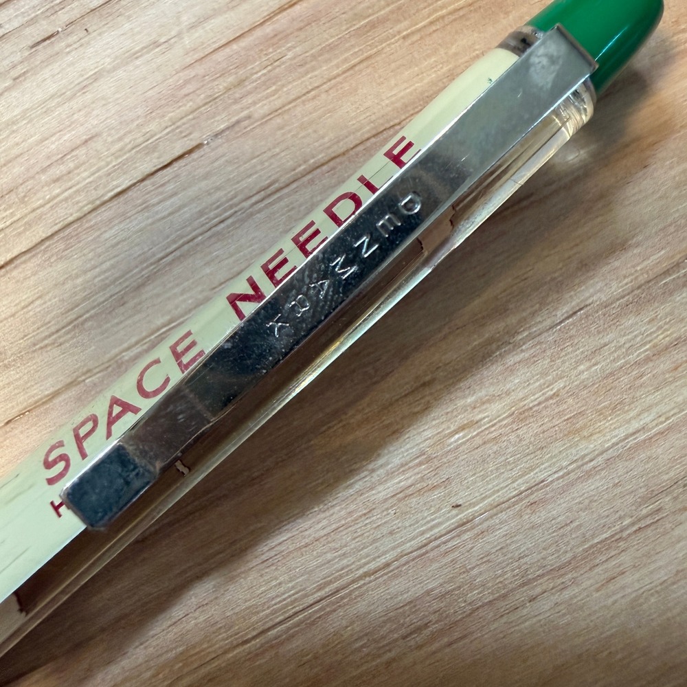 Eskesen Space Needle Floaty Pen Green Seattle Souvenir Denmark Vintage